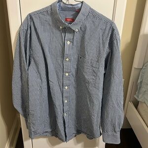 Izod button down size XL